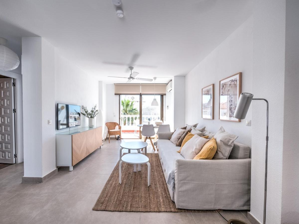 Apartment Penthouse With Roof Terrace In Parador, *