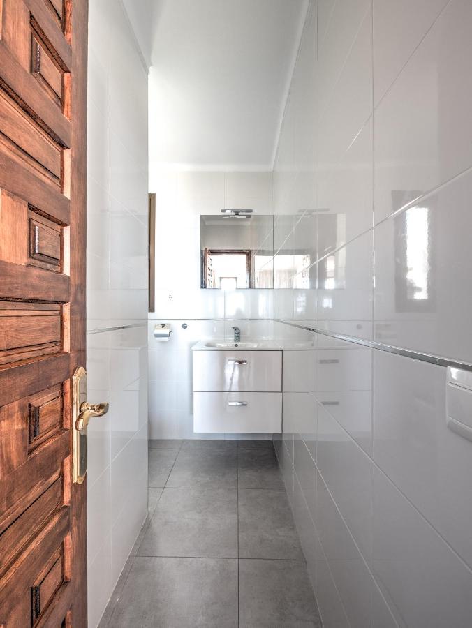 Villa Beautiful Townhouse With Two Terraces In Nerja