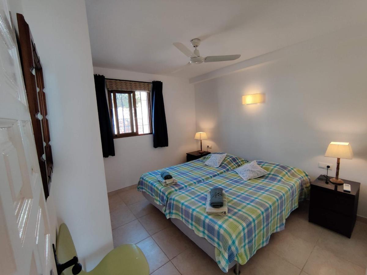 Apartamento R1371 Capistrano Playa 417 *
