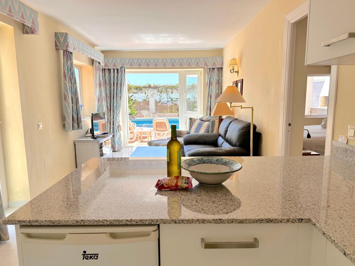 Chimenea 15 Private Pool & Parking By Casasol Apartment