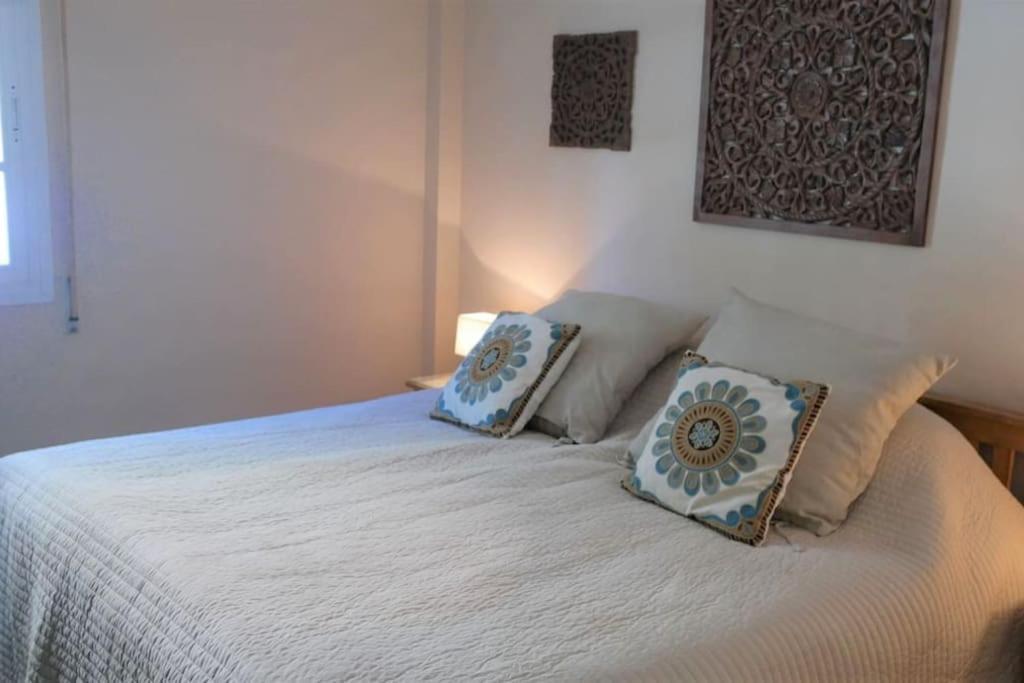First Line With 3 Bedrooms And Parking, Apartamento Nerja