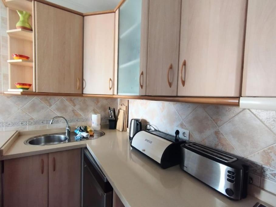 Apartamento First Line With 3 Bedrooms And Parking, *