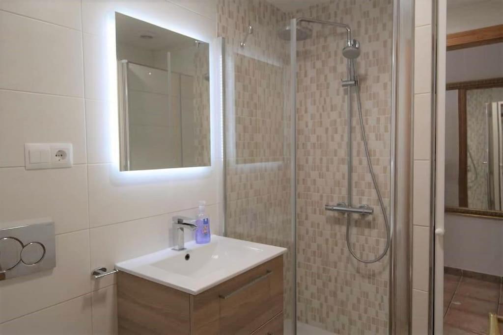 First Line With 3 Bedrooms And Parking, Nerja
