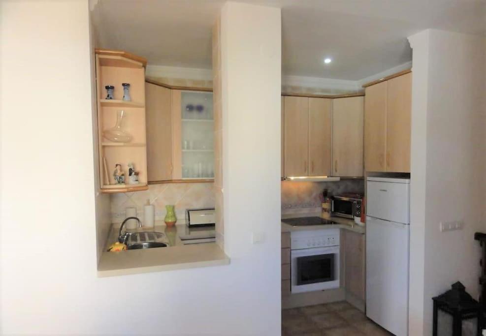 First Line With 3 Bedrooms And Parking, * Nerja