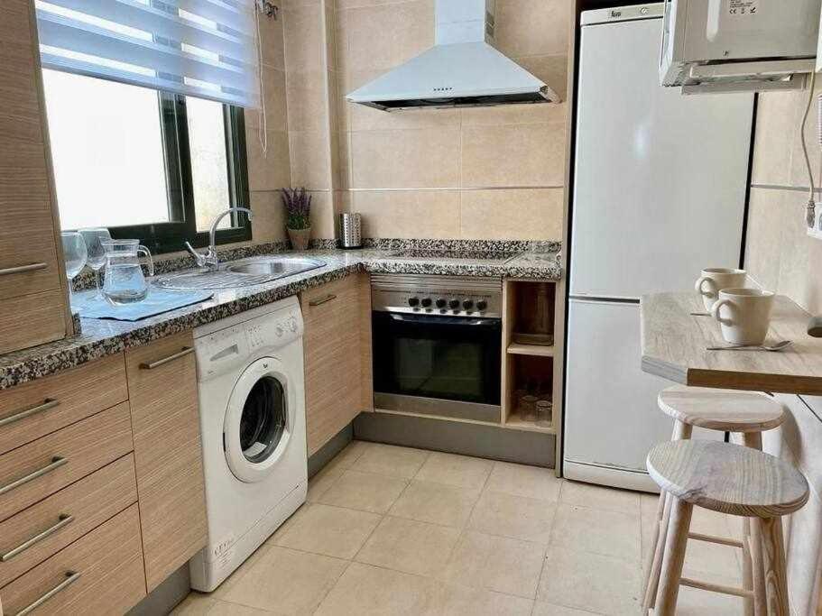 Apartamento Atico Con Vistas Al Mar Y En *