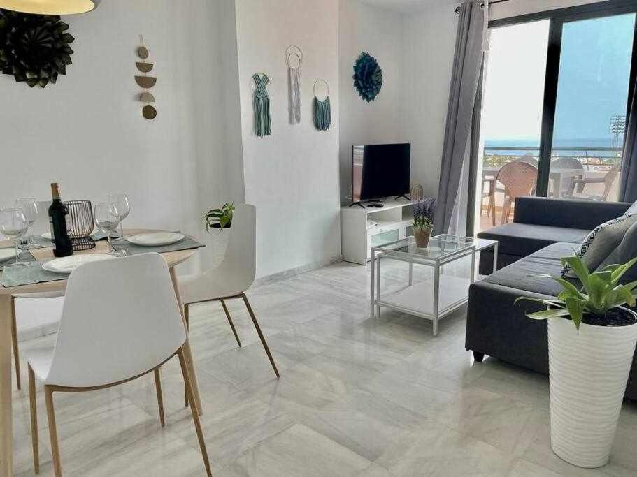 Apartamento Atico Con Vistas Al Mar Y En Nerja