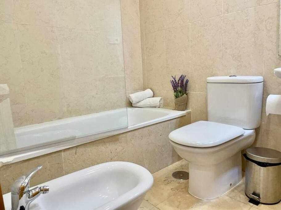 Atico Con Vistas Al Mar Y En Apartamento *