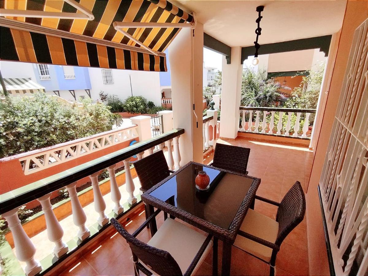 Casa Playa, Terraza Y Garaje * Nerja