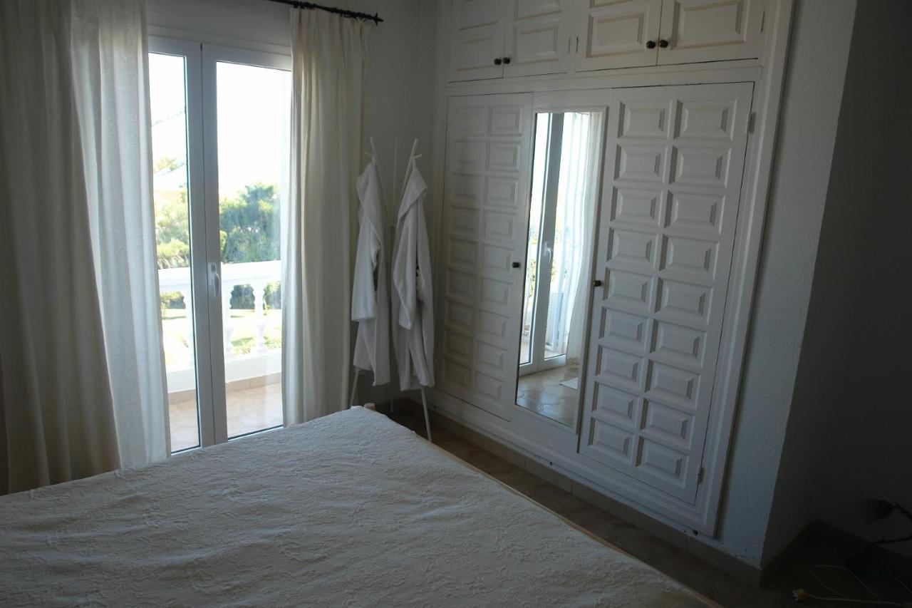 Holiday home Jardines De 18 Menyber