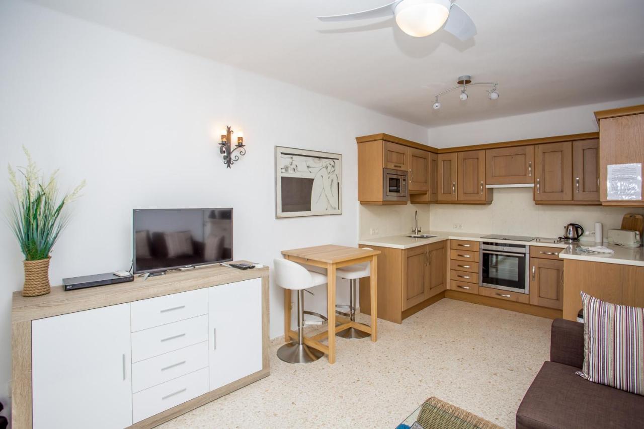 Palmas 17b Oasis Nerja