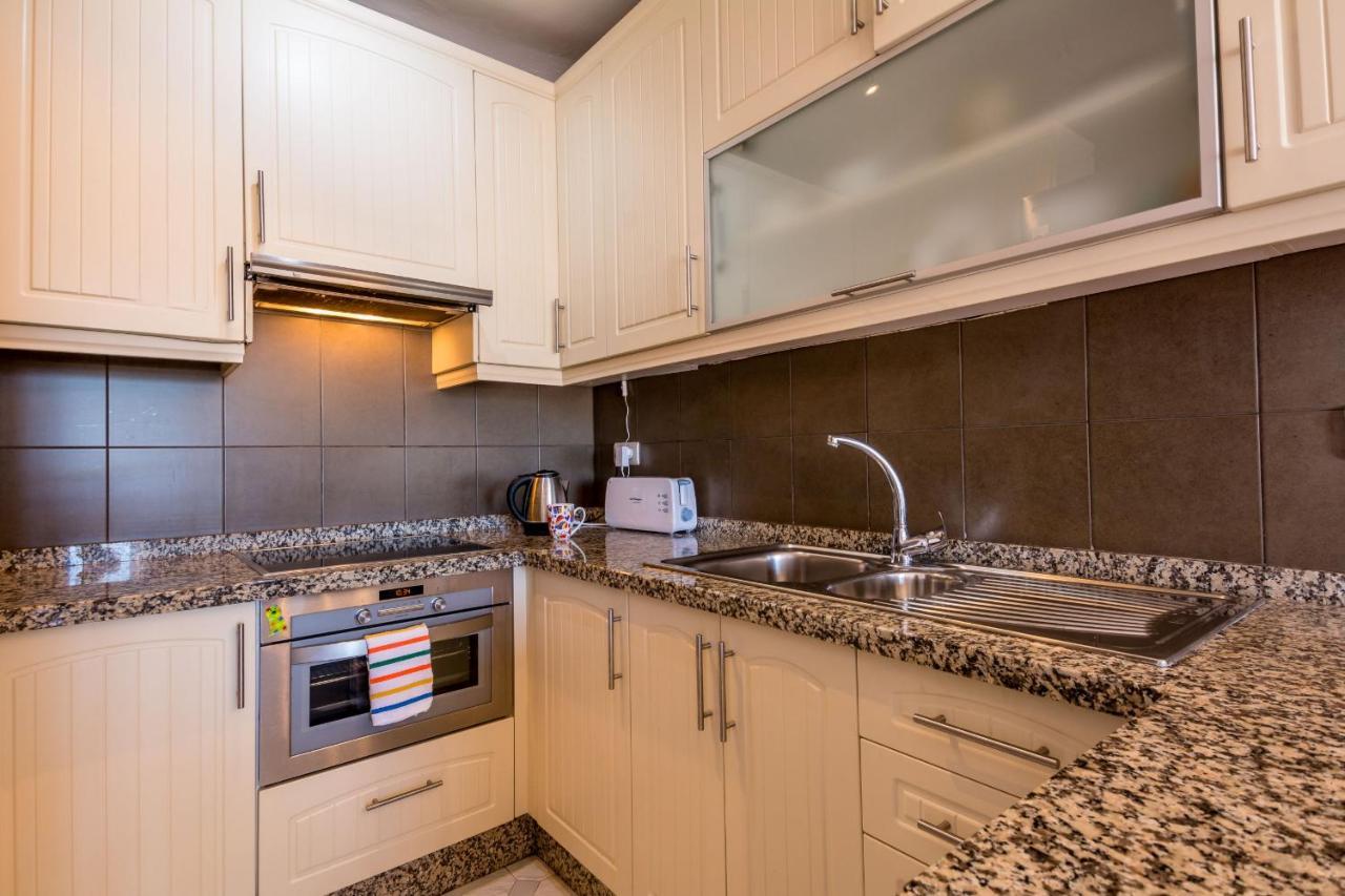 Casablanca 50 Oasis Apartment Nerja