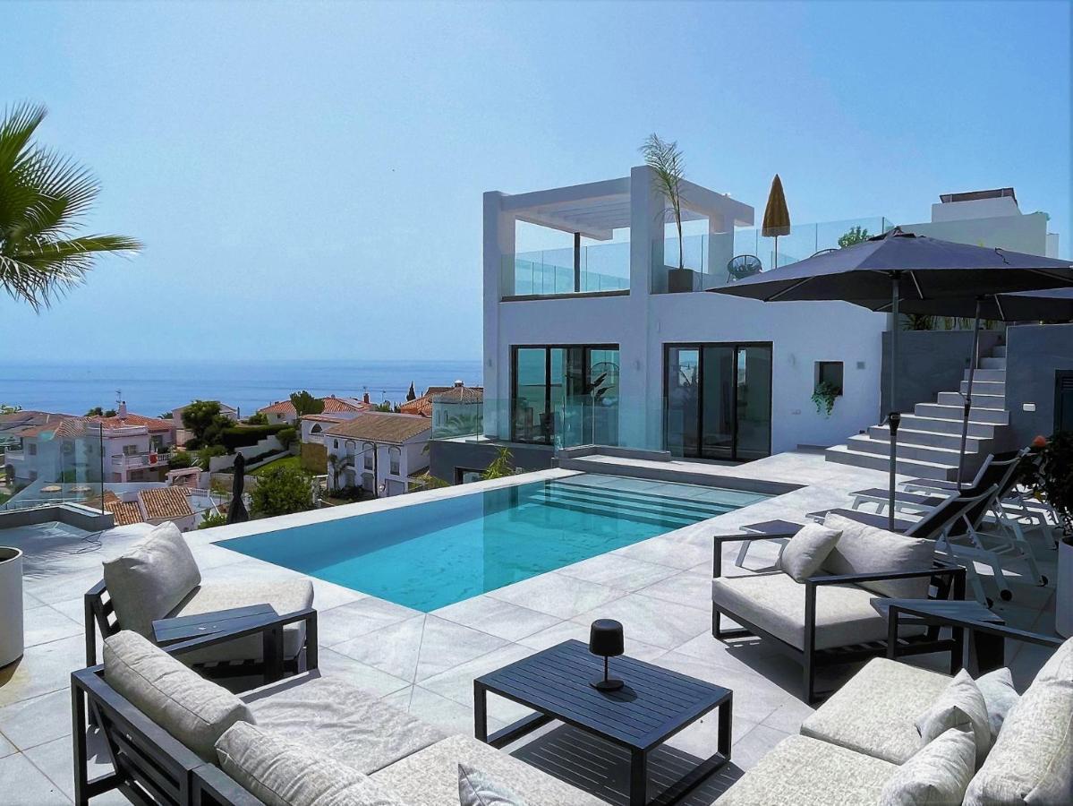 Luxury With Panoramic Views And Infinity Pool Villa Nerja