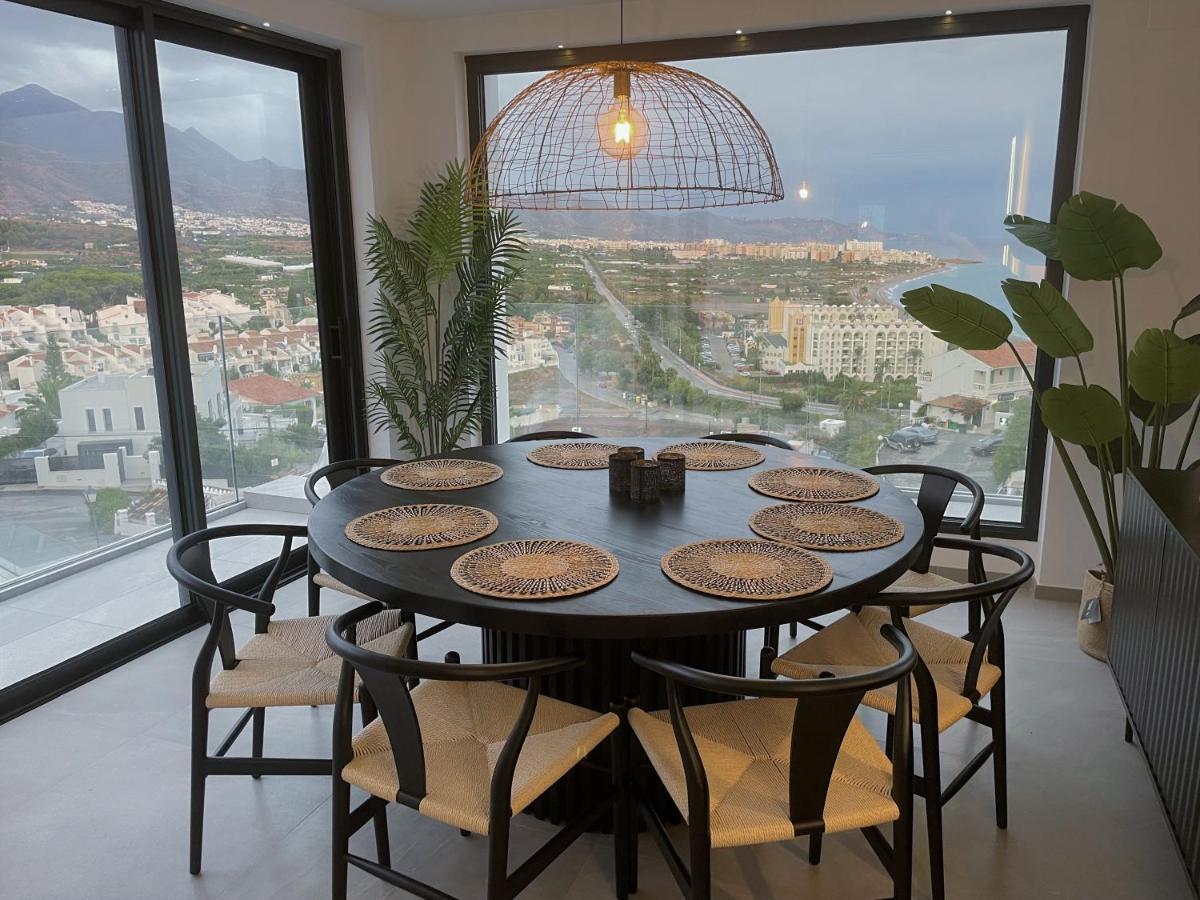 Luxury With Panoramic Views And Infinity Pool Villa Nerja