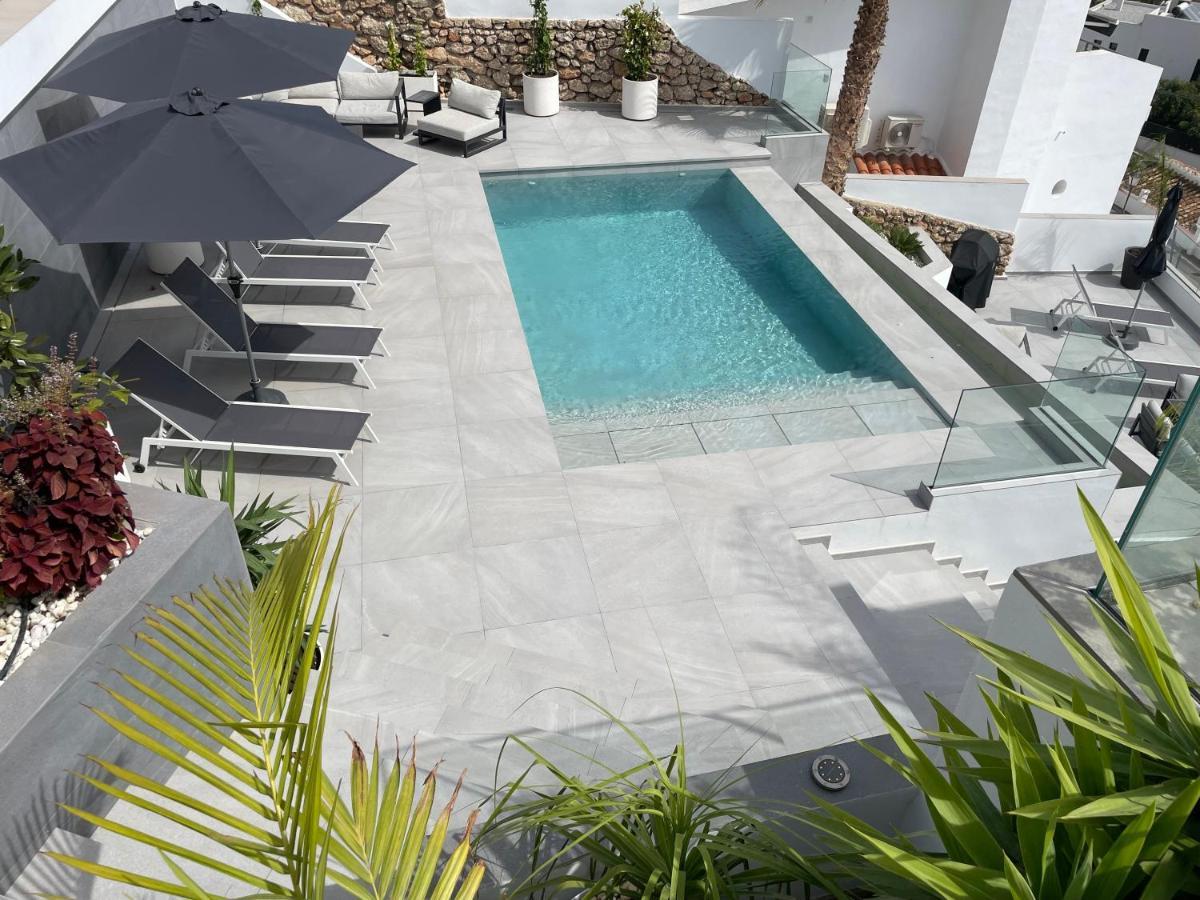 Luxury With Panoramic Views And Infinity Pool Villa *