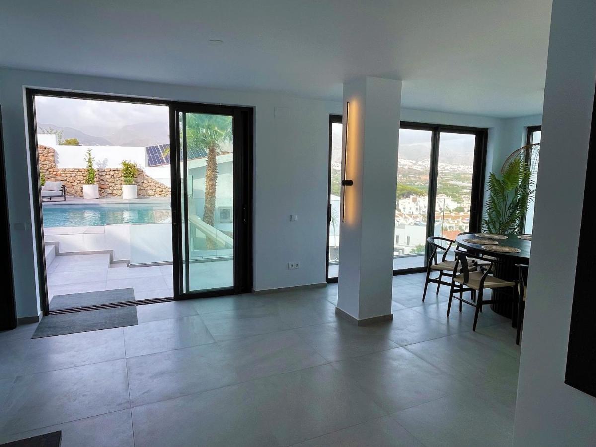 Villa Luxury With Panoramic Views And Infinity Pool