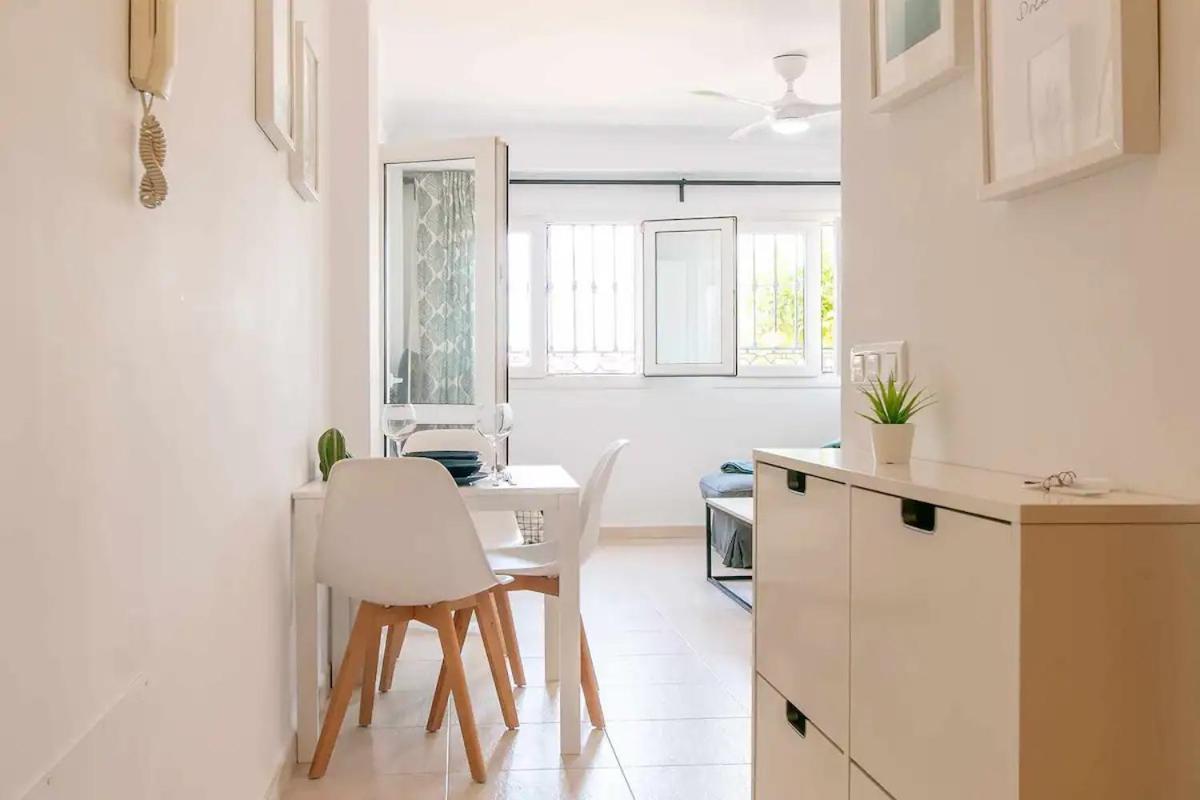 Apartamento Vacation Quiet & Close To Beach Nerja