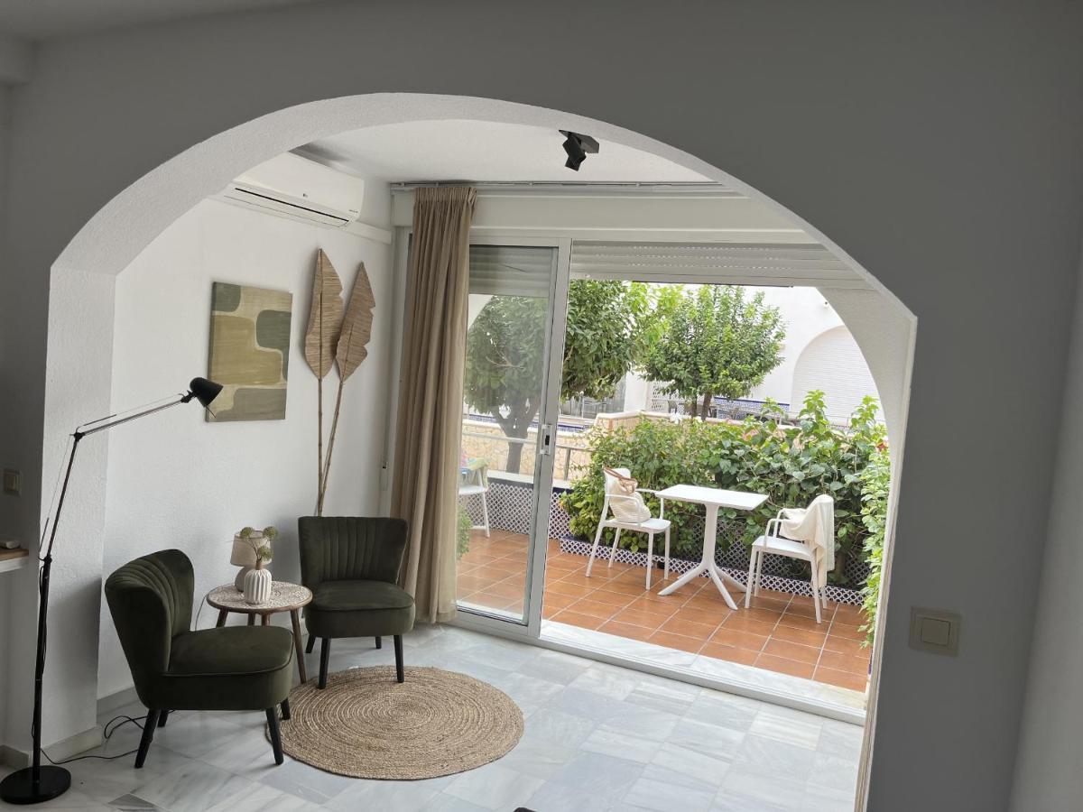 Apartamento Edf. Fuentes C Bajo A *