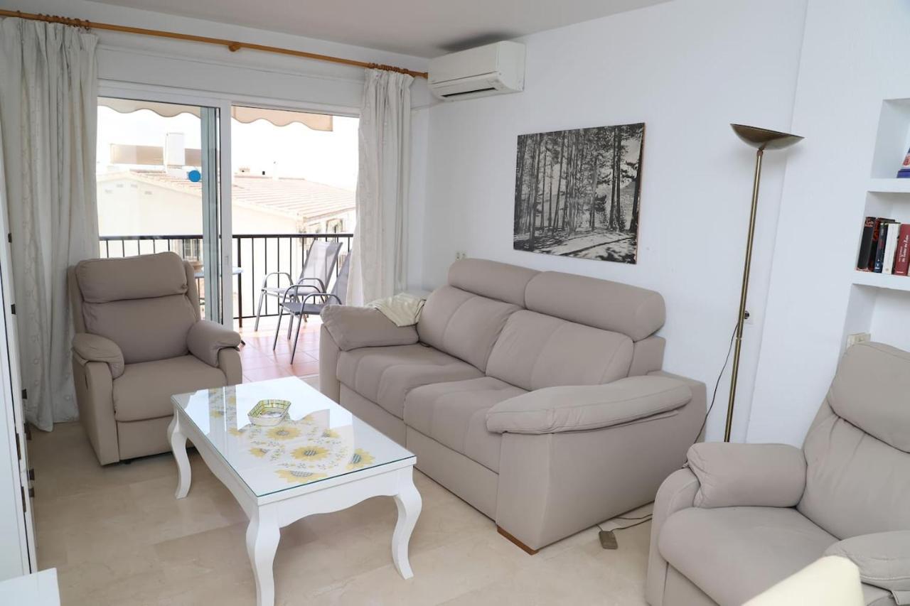 En Nerja. Primera Linea De Playa Apartment *