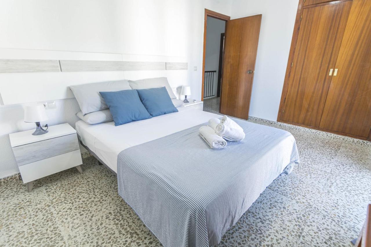 Сasa de vacaciones Canovas - Casa Con Jardin Privado En Centro