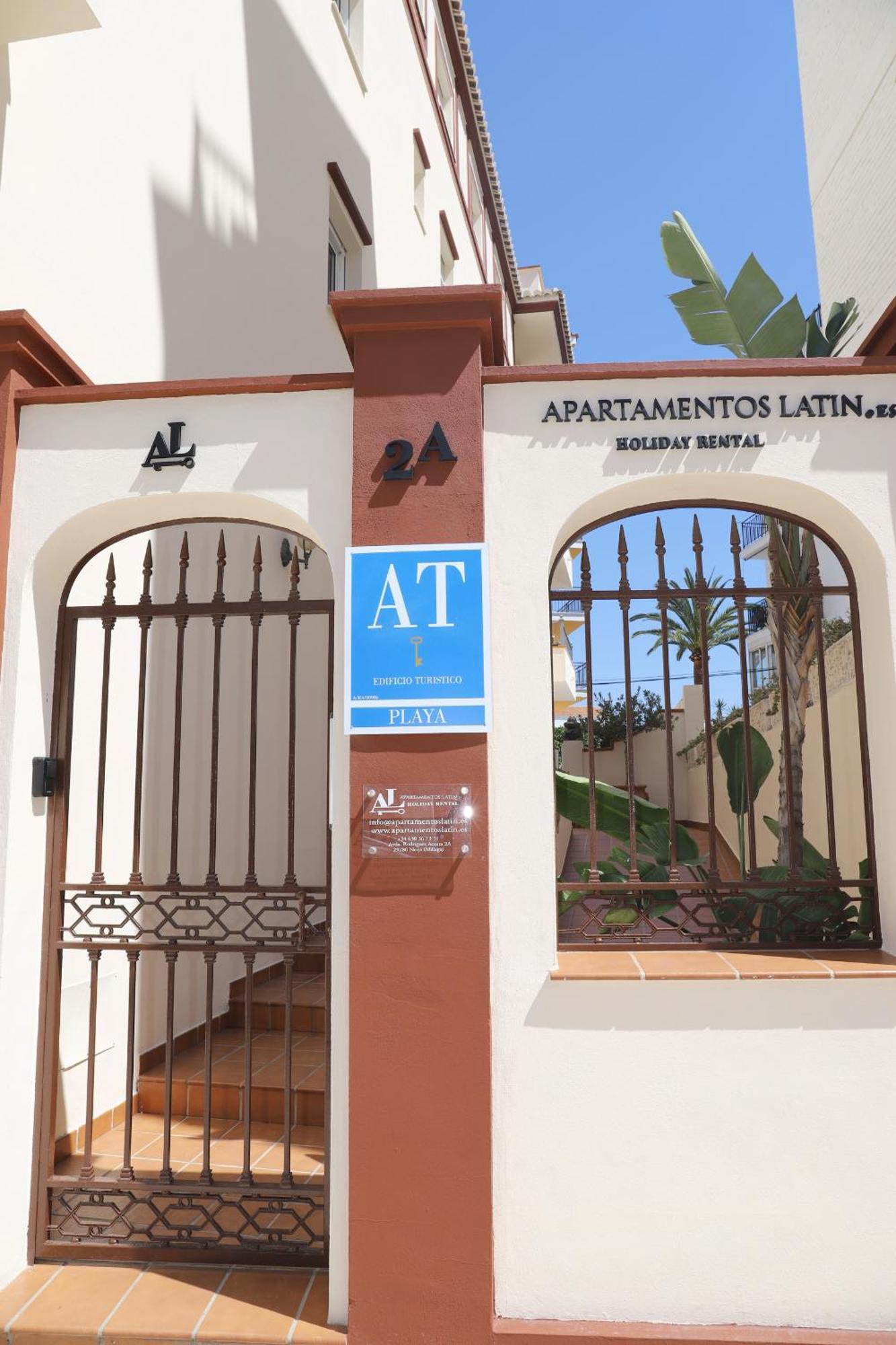 Latin Aparthotel