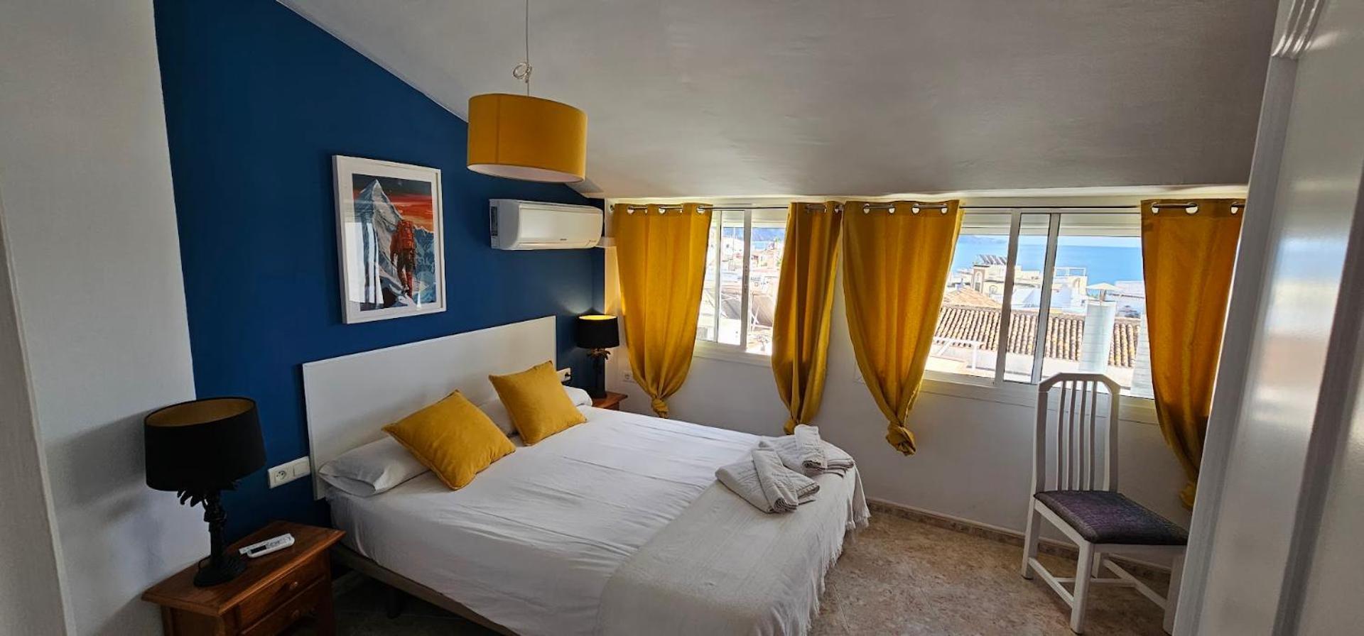 Luna De Hotel