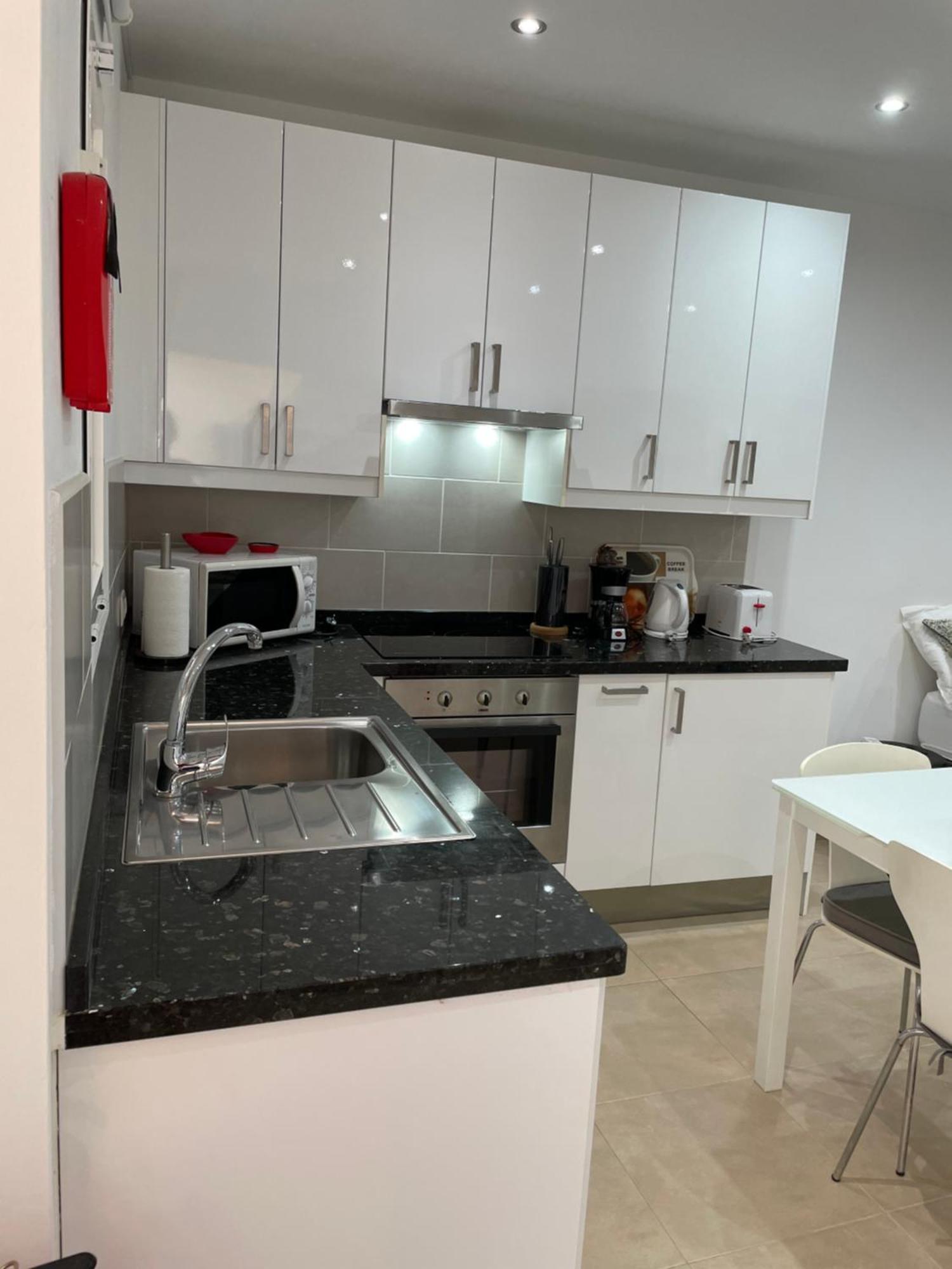 Lovely Ground Floor Apartamento Nerja