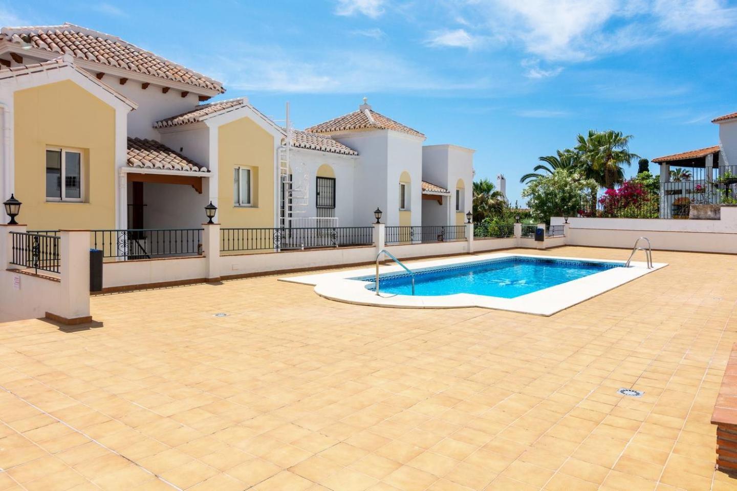 Chimenea Playa - 2 Y Terraza Nerja