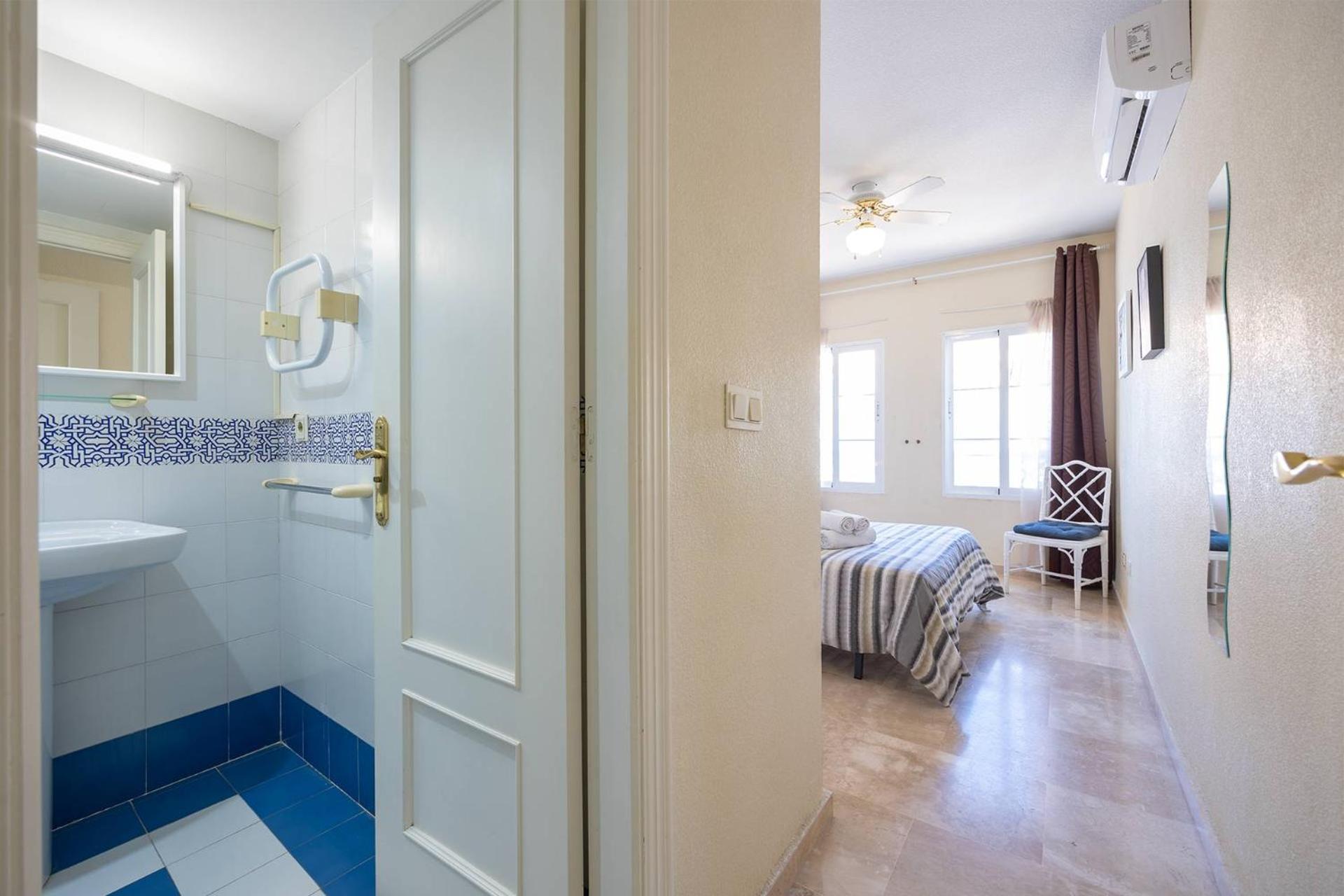 Fuentes De B2m Vacacional Nerja