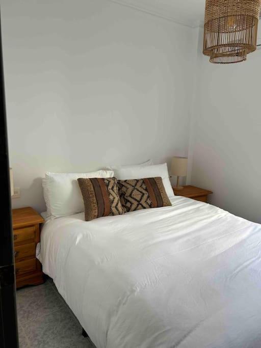 Apartment Driftwood 2 Bedroom - Earthy, Peaceful, Calm