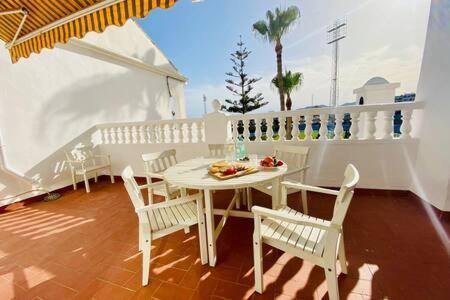 Con Piscina En Rosas De Capistrano Apartamento *