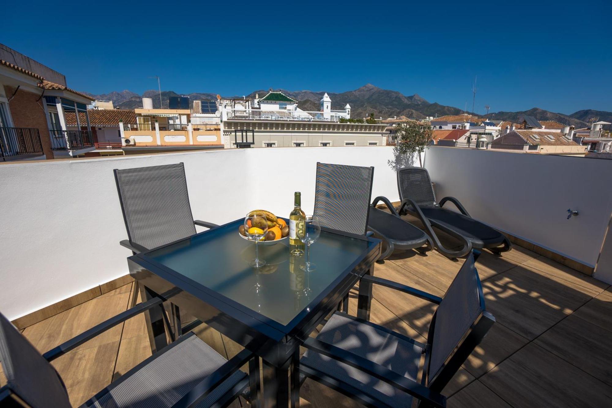 Kronox Apartment Nerja