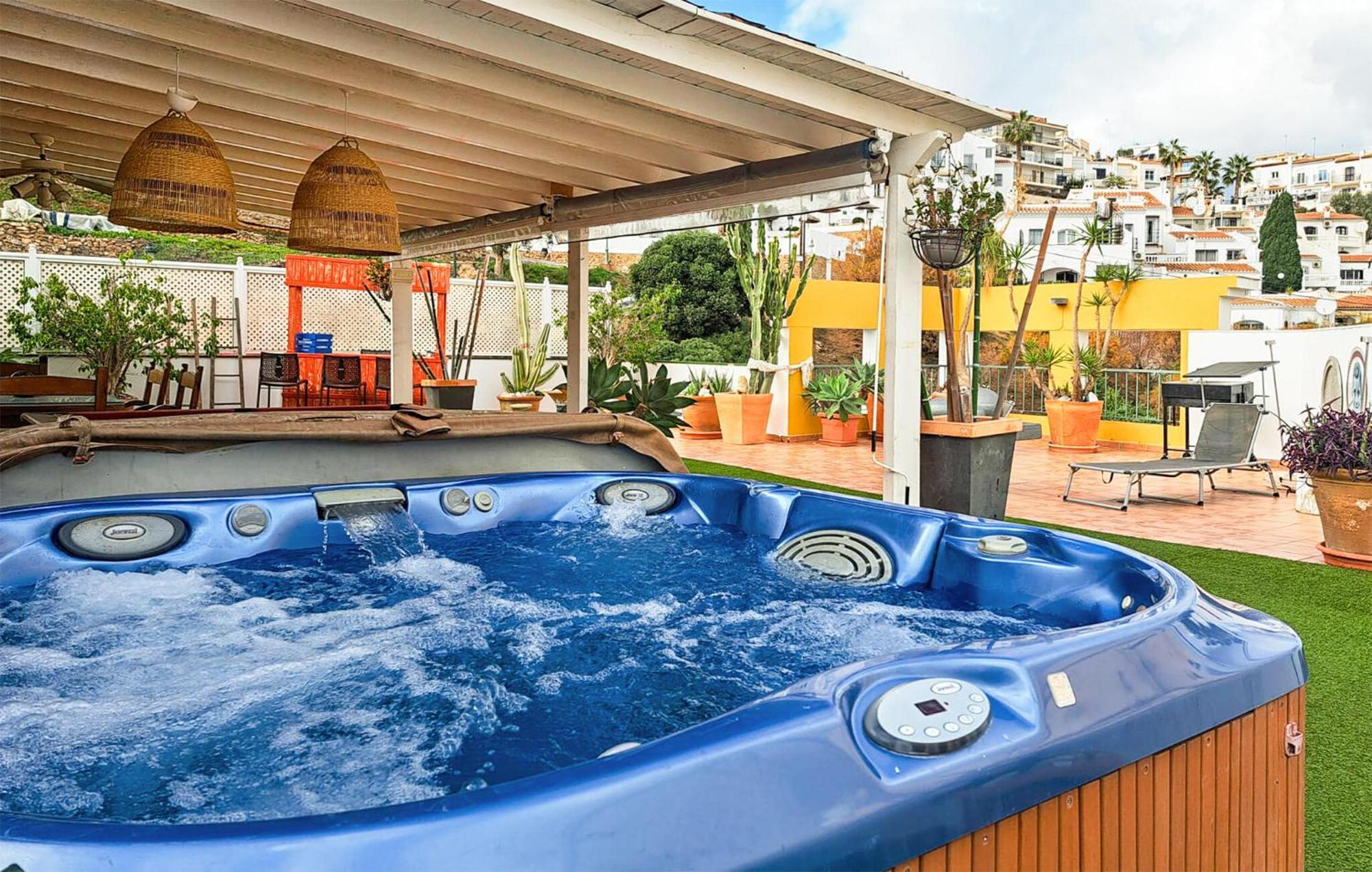 Apartamento Stunning In With Jacuzzi