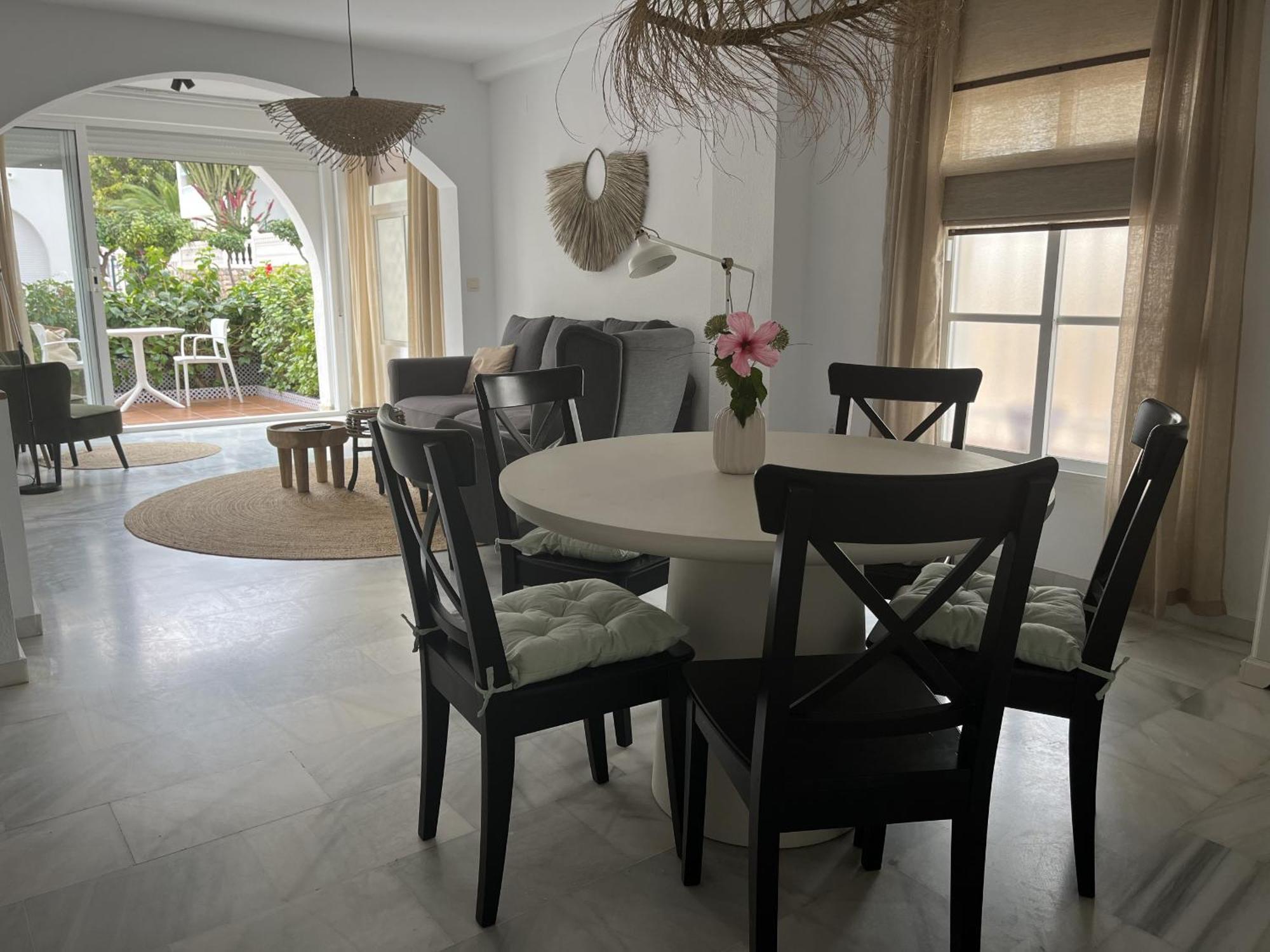 Edf. Fuentes C Bajo A Apartamento