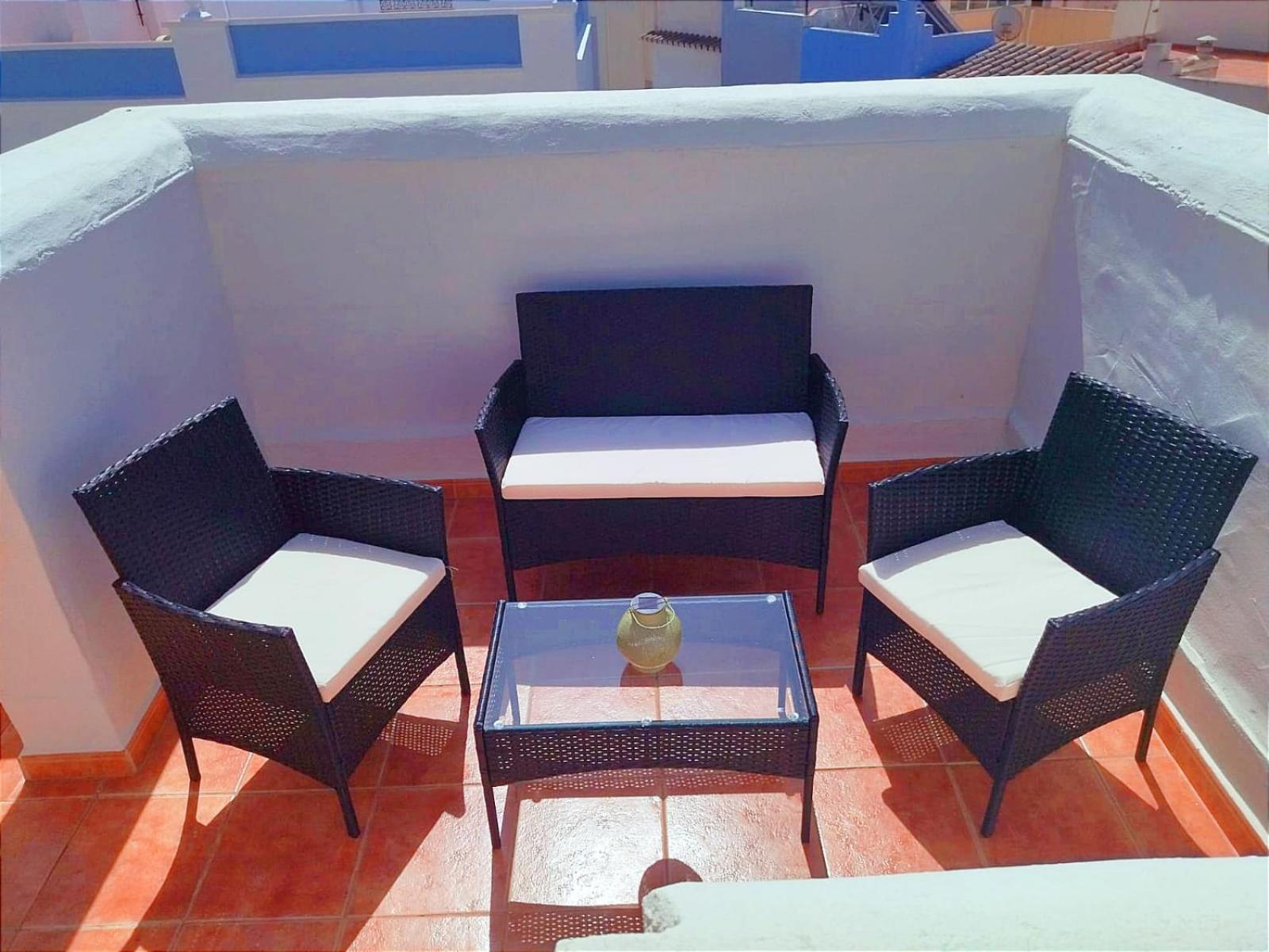 Casa Playa, Terraza Y Garaje Nerja