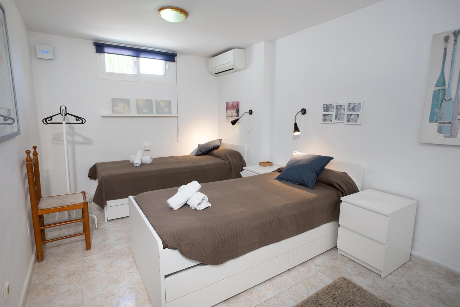 Urb. Alhambra 3 Holiday home *