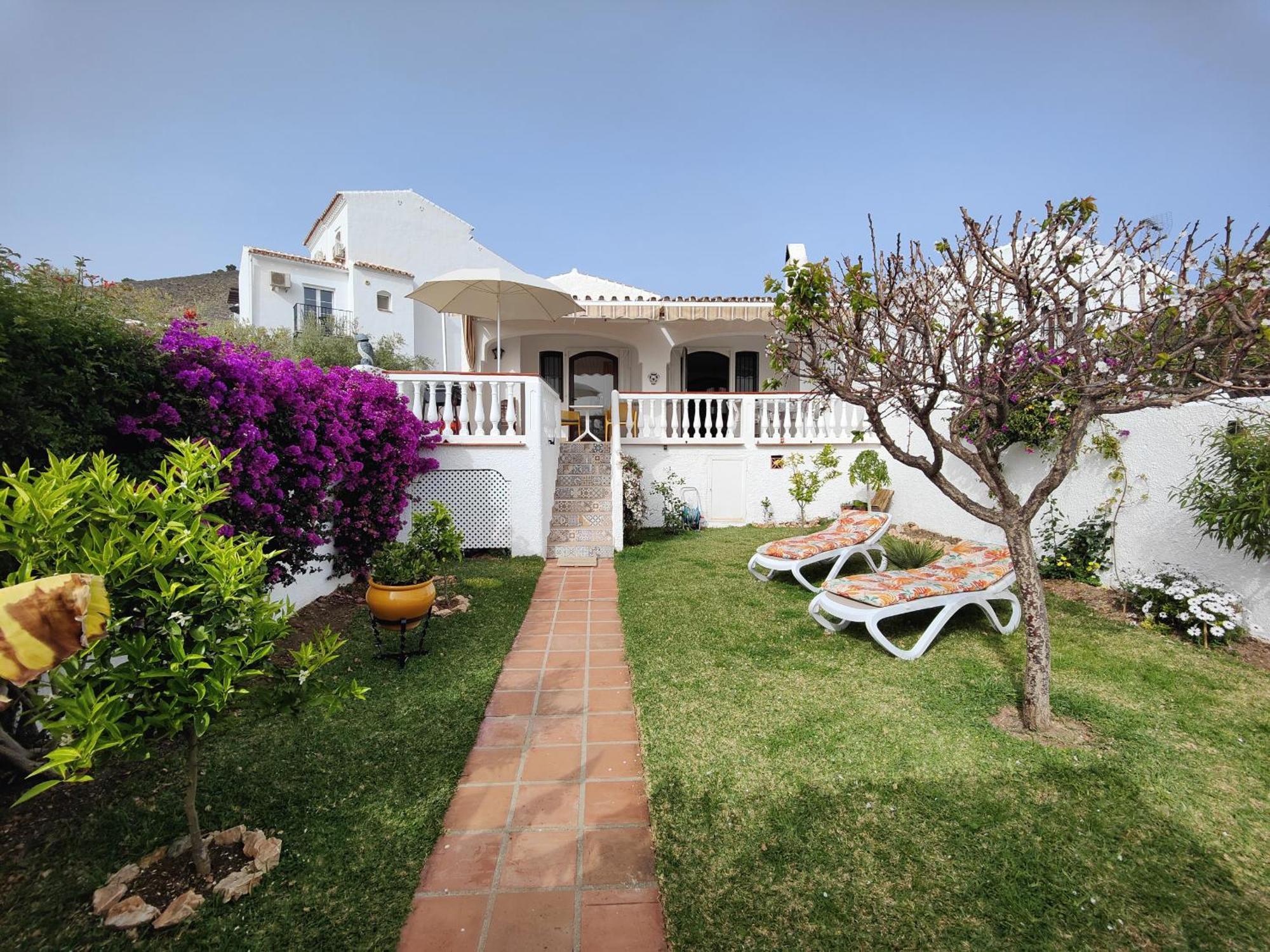 Villa Ap403 - Real *