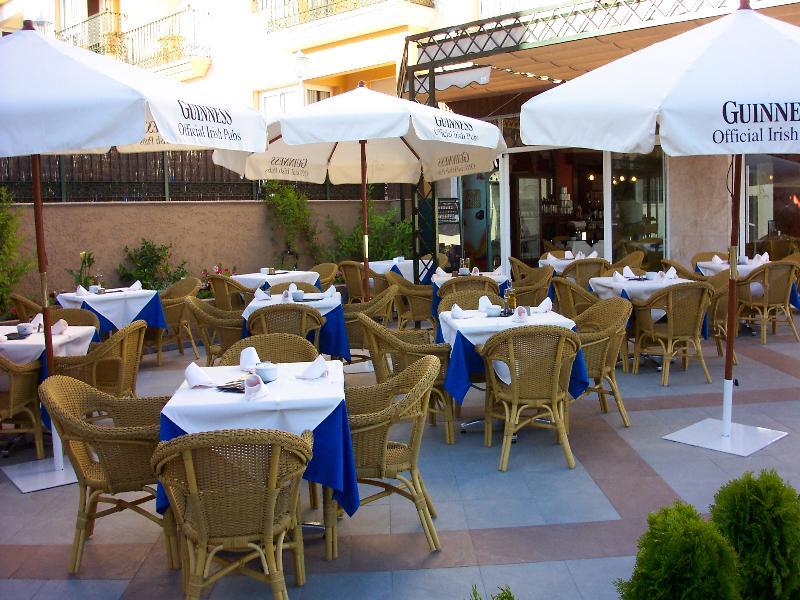 Toboso Apar - Turis Nerja