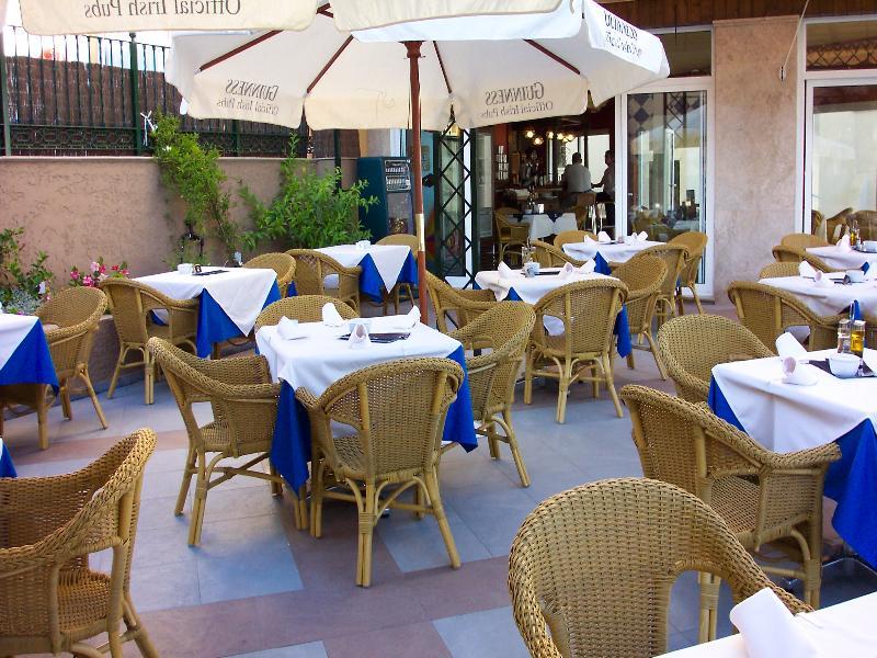 Toboso Apar - Turis Hotel