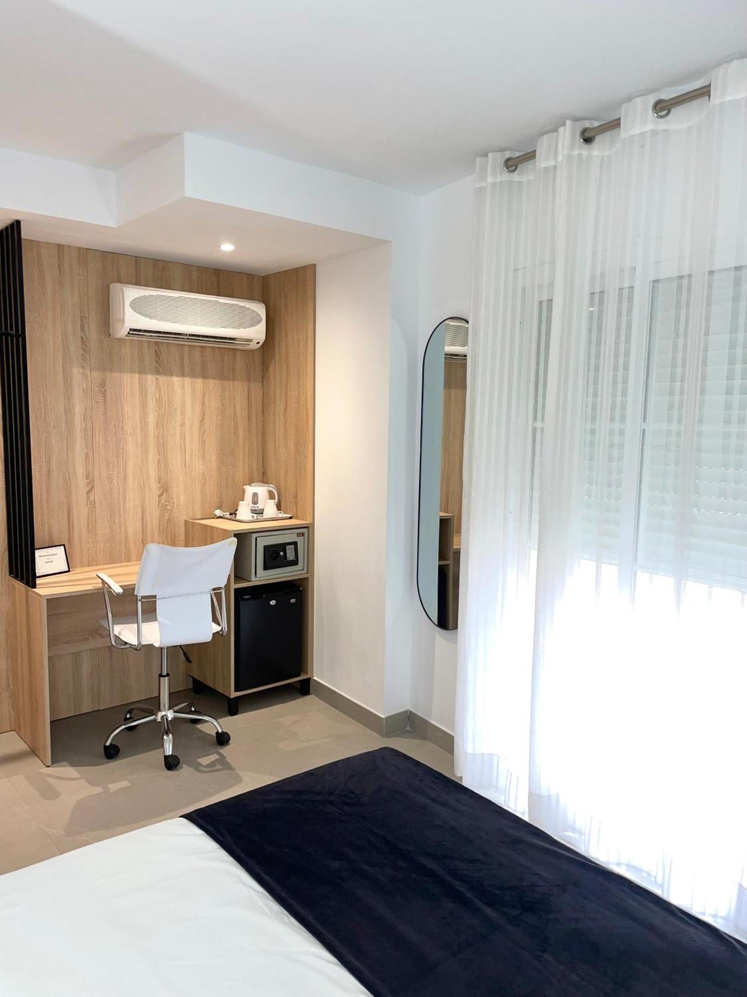 Abril Guest house
