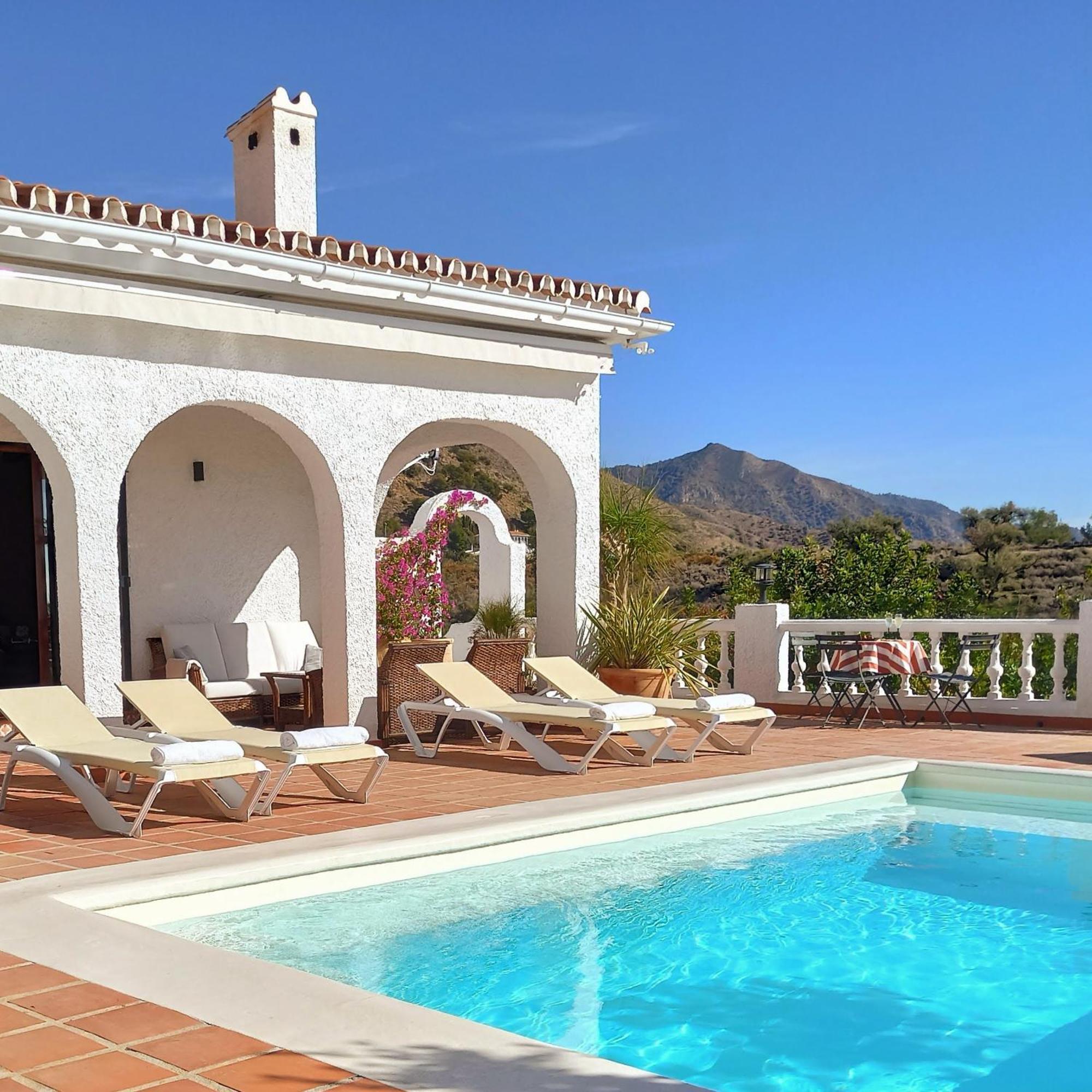 Andalusian With Heated Pool Villa