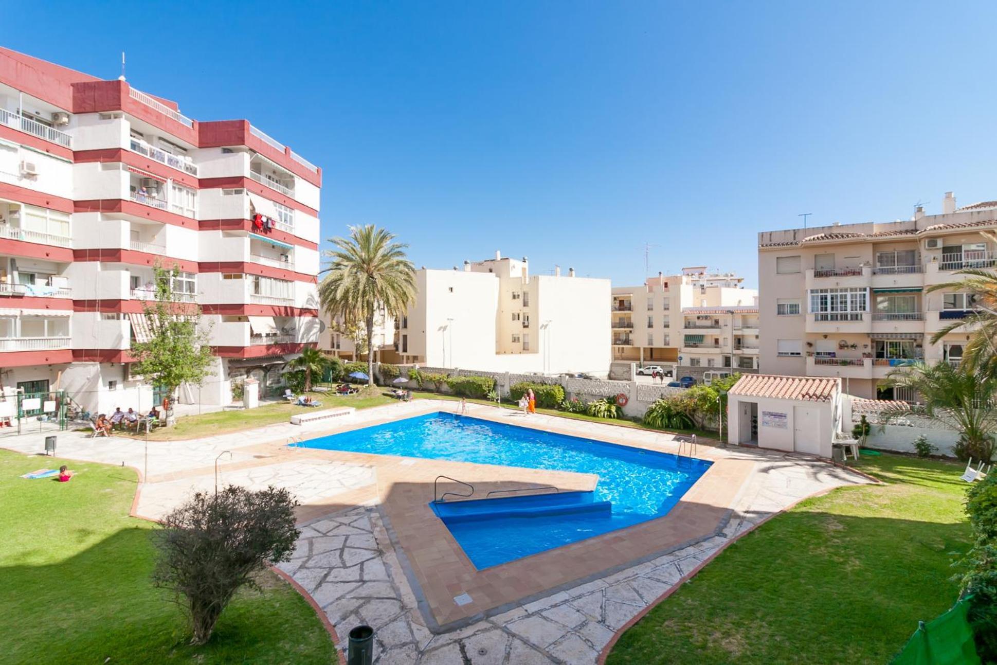 Canovas Nerja - Apartamento Corona Playa *