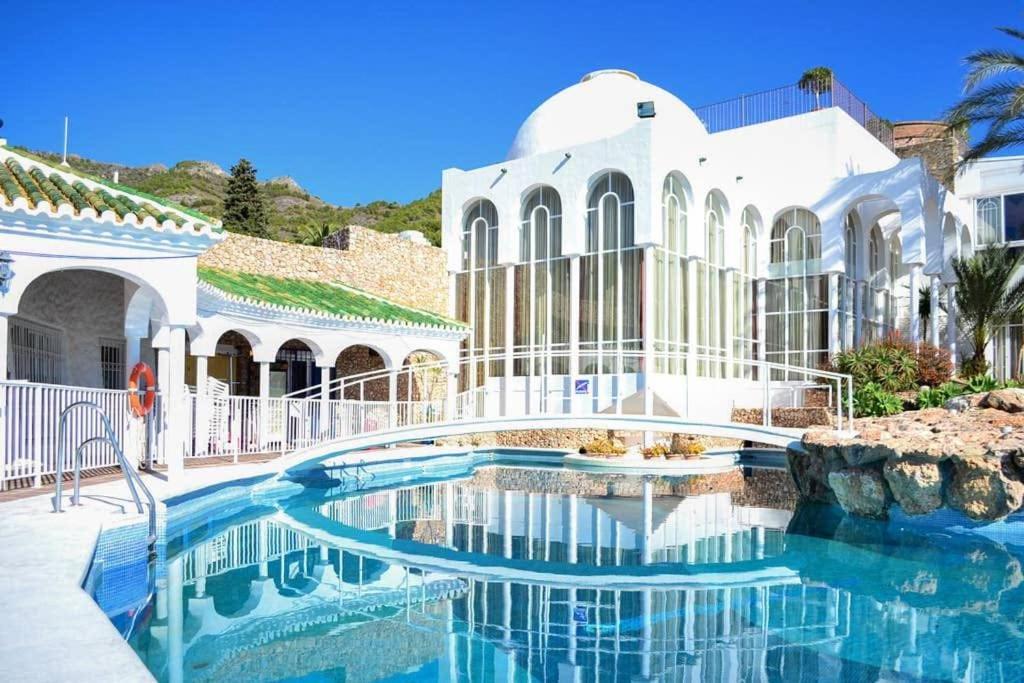 Via Real 78 * Nerja