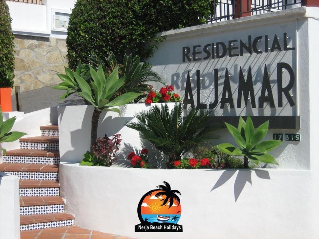 Modern 3 Bedroom Near Burriana Apartamento Nerja