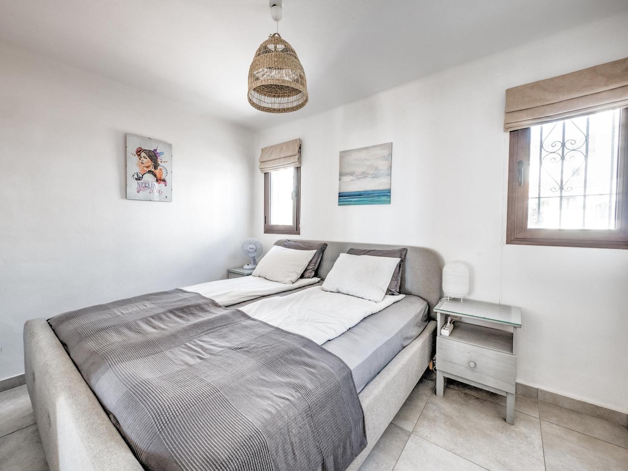 Townhouse In Capistrano Village With 2 Pool Areas