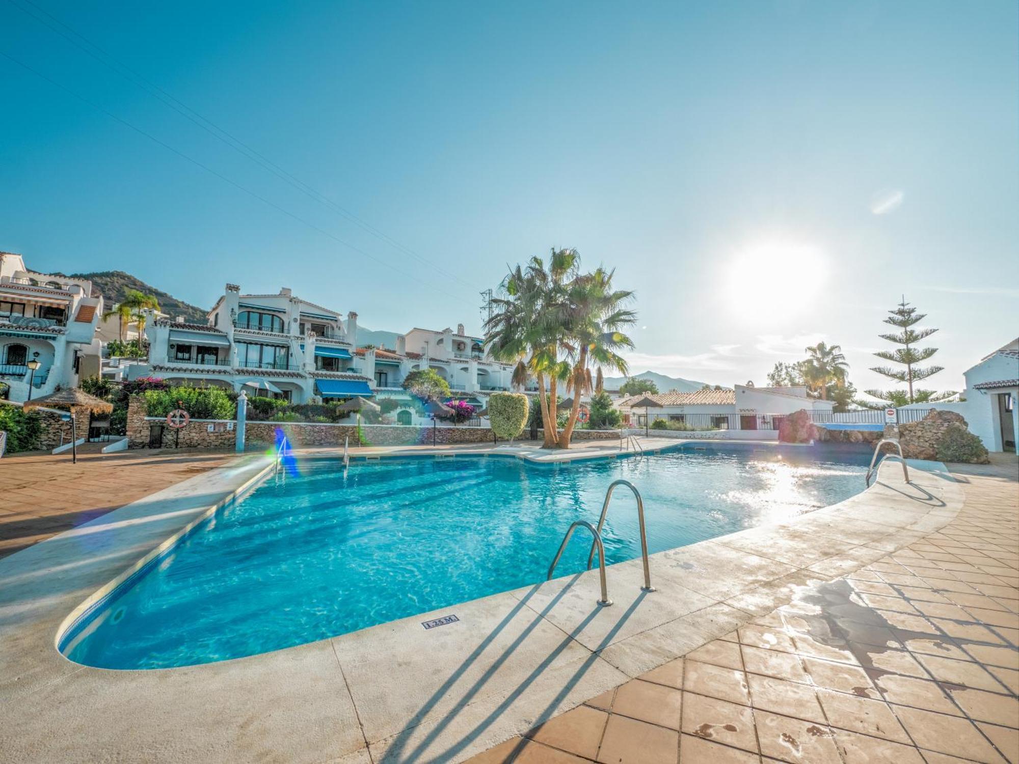 Сasa de vacaciones Townhouse In Capistrano Village With 2 Pool Areas