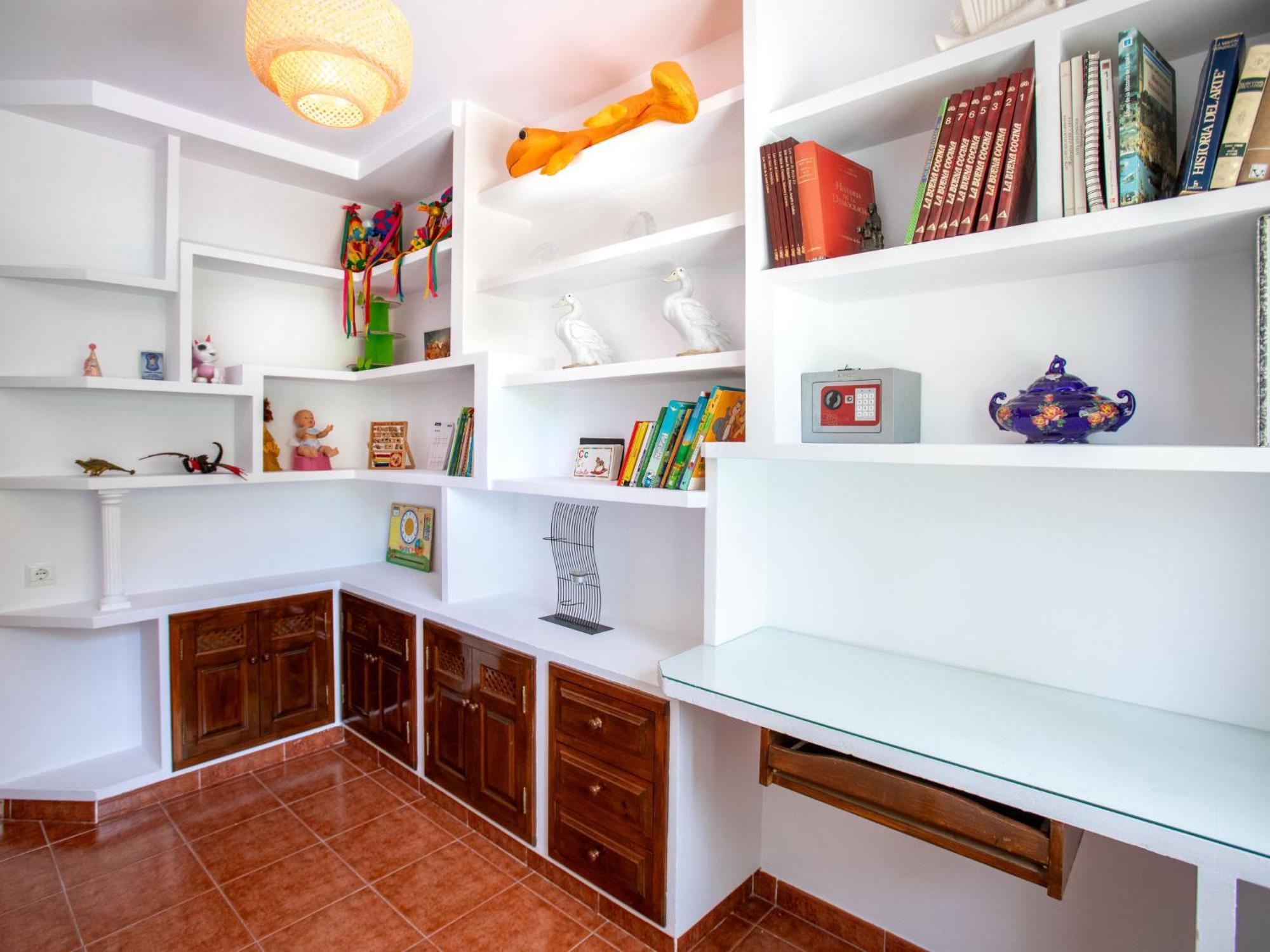 Town Center House With Jacuzzi Сasa de vacaciones