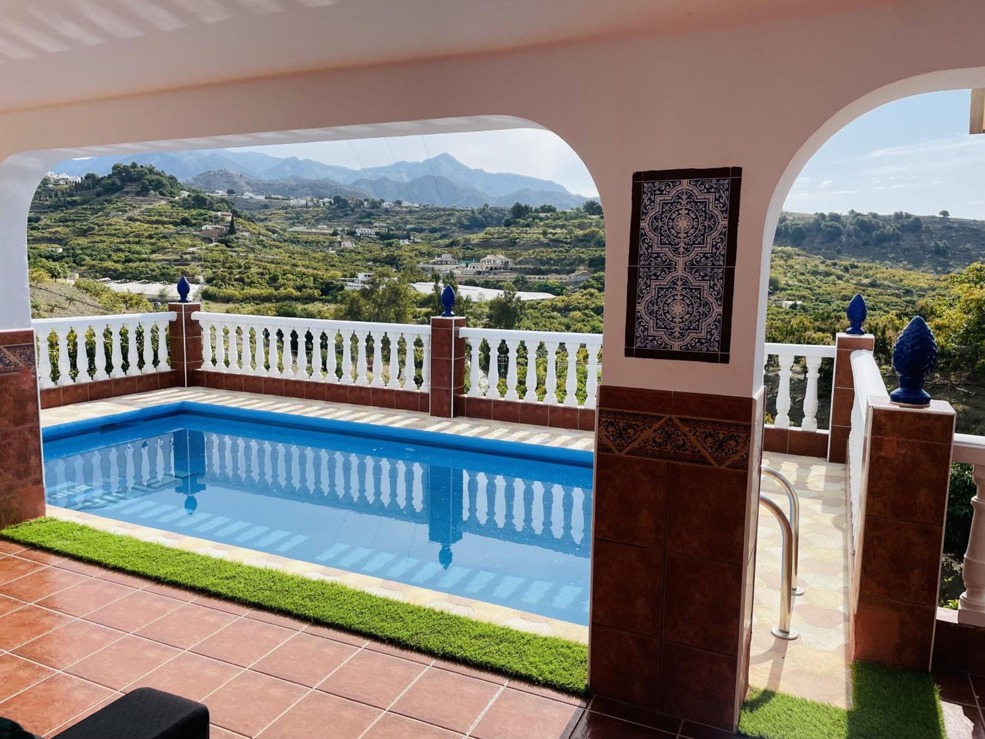 Marimel Con Piscina Privada