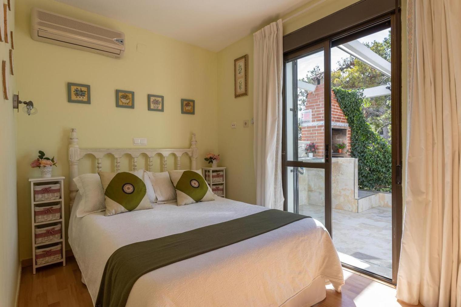 Apartamento En Urb. Residencial 2 4 Per. *