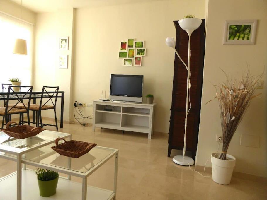 Atico Fresco Y Luminoso Con Aparcamiento Privado Apartamento Nerja