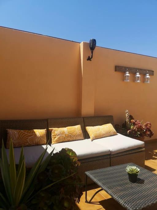 Apartamento Atico Fresco Y Luminoso Con Aparcamiento Privado *